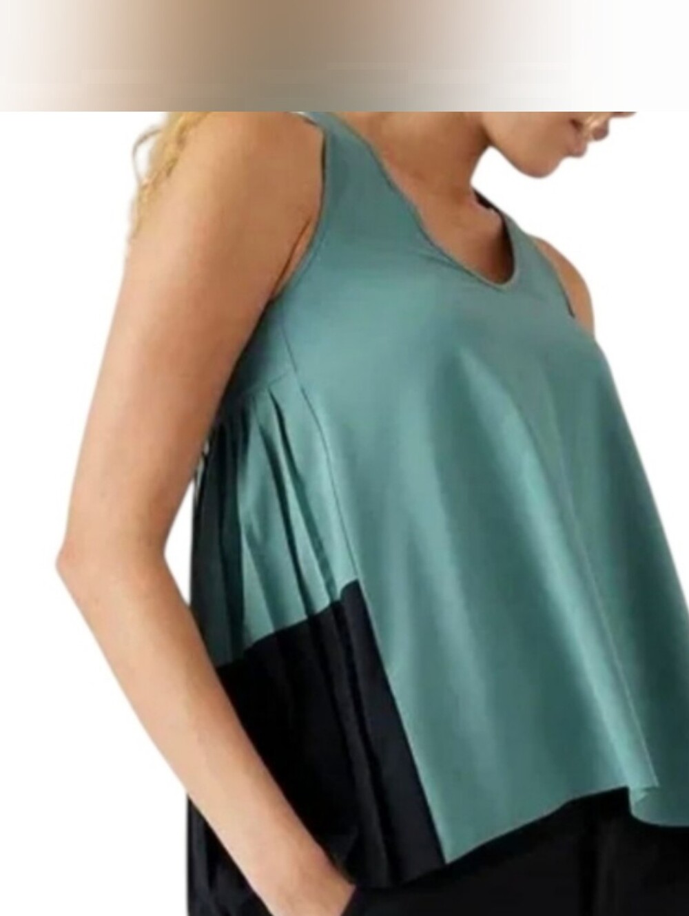 Athleta Pleated Back Swing Top